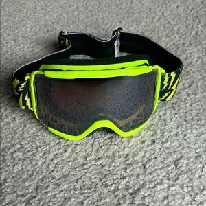 SMITH Neon Yellow Kids Goggles